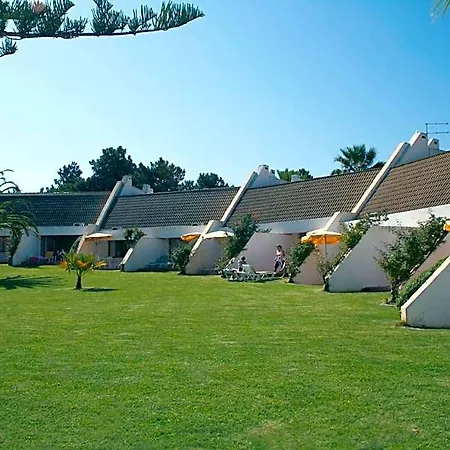 Hotel Capitalmoura Mouragolf Village 3*